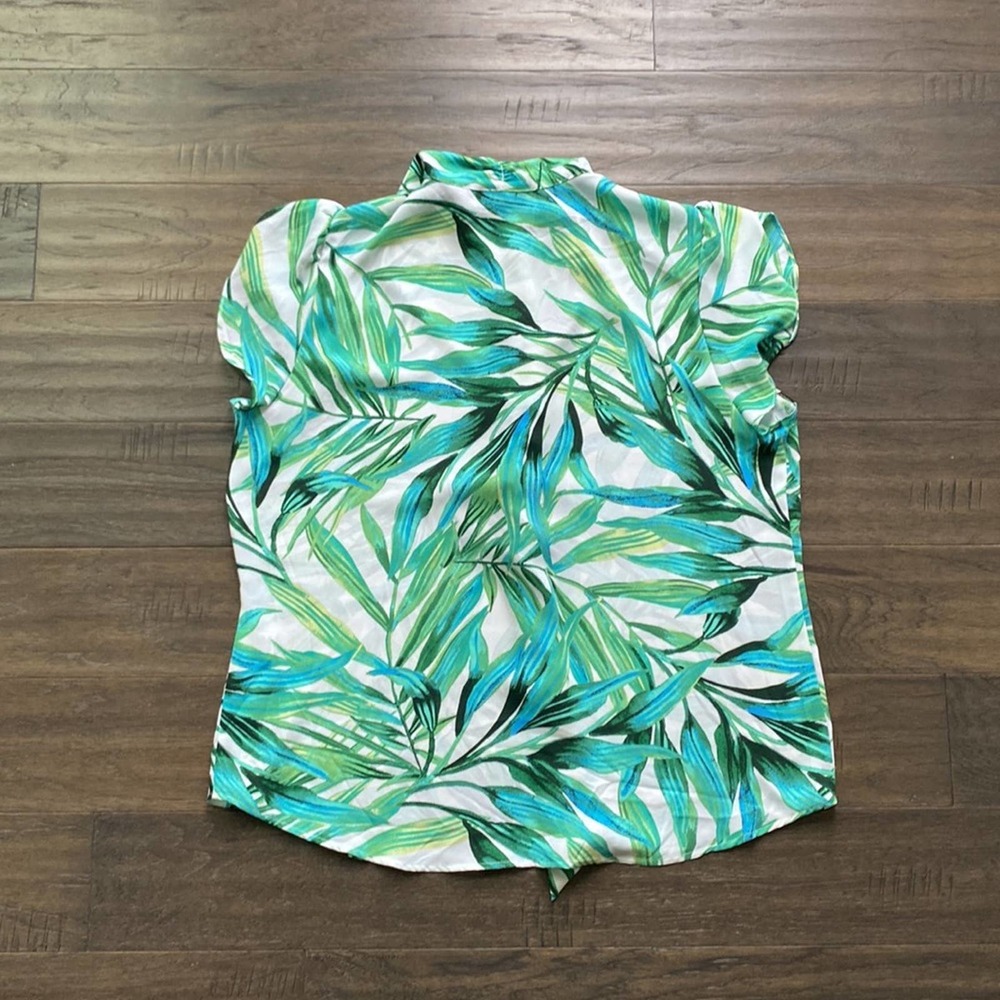 New York & Company  Palm Print Tie Neck Blouse NWOT Sz XL - Picture 6 of 6